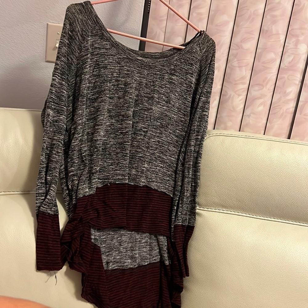 Grey and burgundy thermal FP